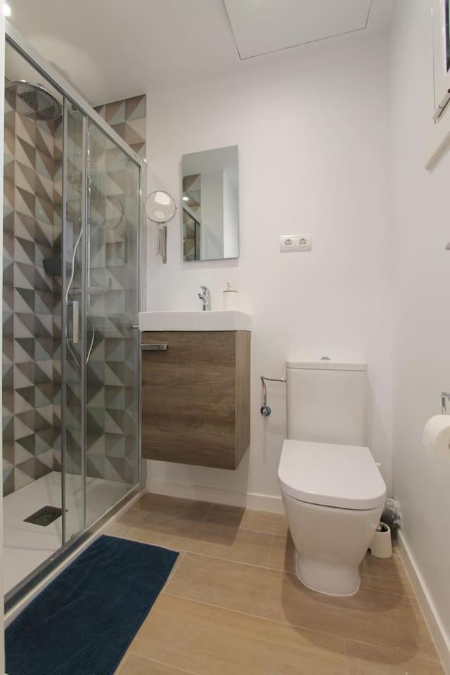 Petit Bijou - Beach Apartment III Castelldefels Exterior photo