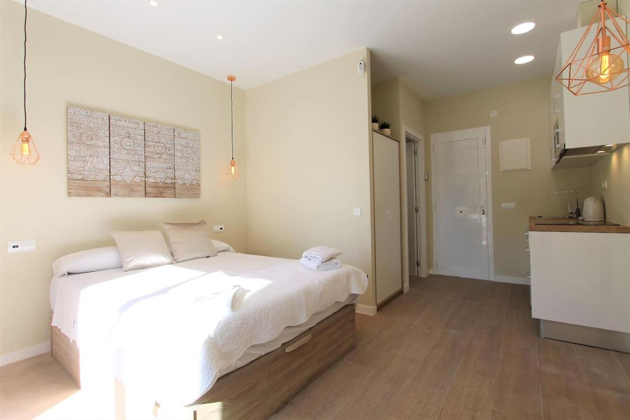 Petit Bijou - Beach Apartment III Castelldefels Exterior photo
